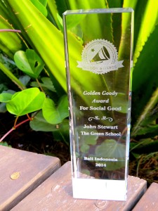 John Stewart, Green School Bali Director, receives Golden Goody Award
